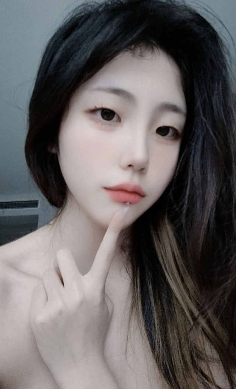 高清亚洲AV无码视屏メイリン全集在线观看 - 免费播放18🈲高清在线观看